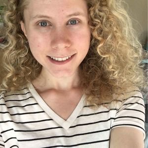 Meet your Posher, Abby